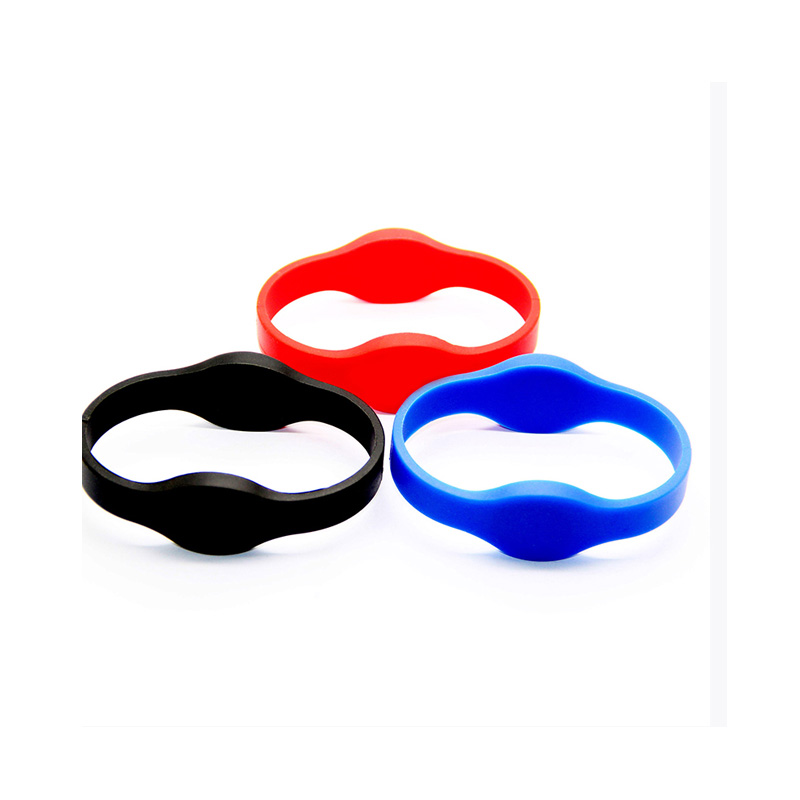 RFID游乐场硅胶腕带NFC智能硅胶手环定做3