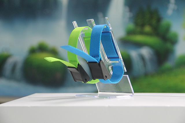 食物级ic腕带的主要质料因素有哪些？？？？？？？