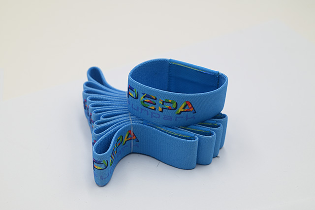 校园卡效劳是一项亲民工程，，，，，对住民来说很是利便实惠