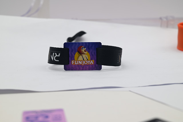 专业校园卡制作，，，，，，磁条卡制作，，，，，，货发天下！