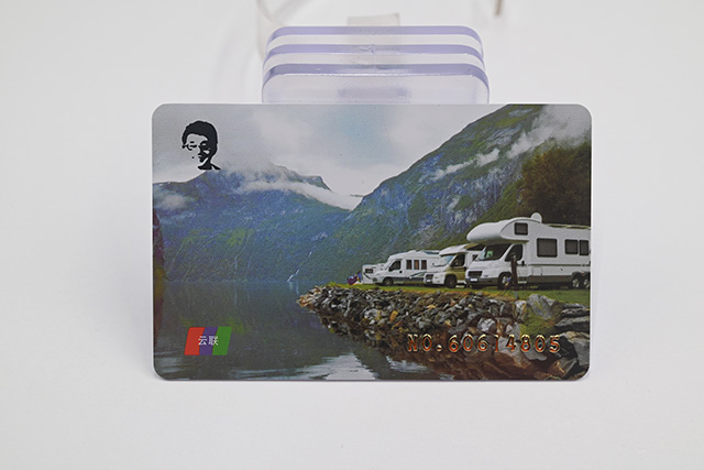 芯片卡与磁条卡之间有什么区别，，，这个是我们需要相识的